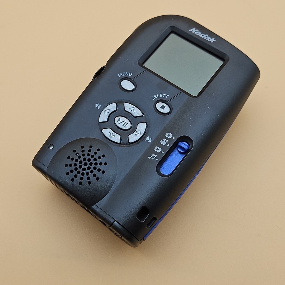 Kodak MC3 Portable Multimedia Device Camera MP3 Player Tested Works - Picture 7 of 10